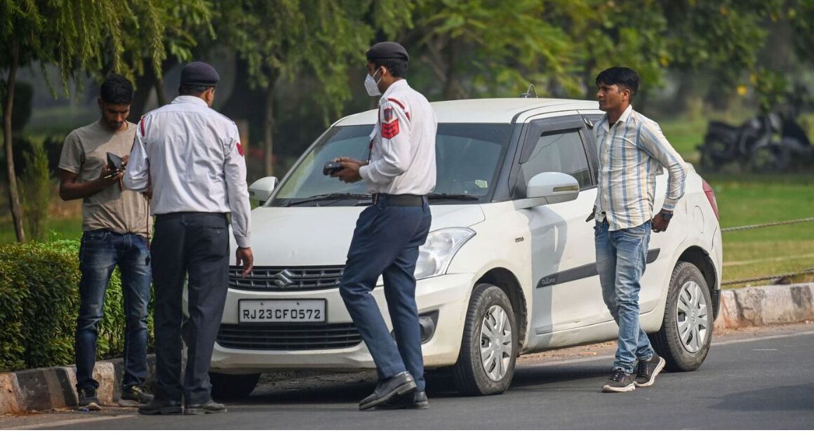 About 87,000 Challans and 3 Lakh Notice in Violation of Red Light by Delhi Police