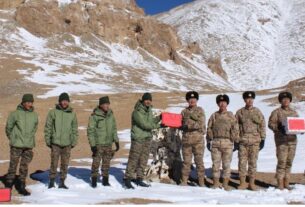 Indian and Chinese Troops Exchange Sweets on the Occasion of Diwali